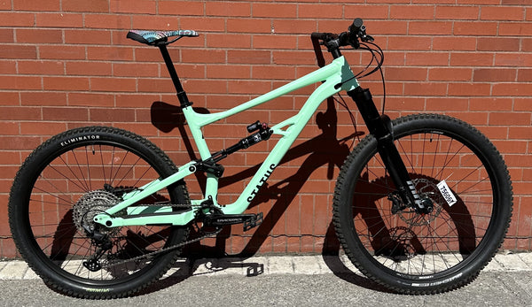 SPECIALIZEDSTATUSOASISIMG_4793