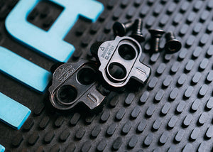 Shimano CL-MT001 SPD New CLEAT SET (PAIR) MULTI-ENTRY TYPE W/O CLEAT NUT